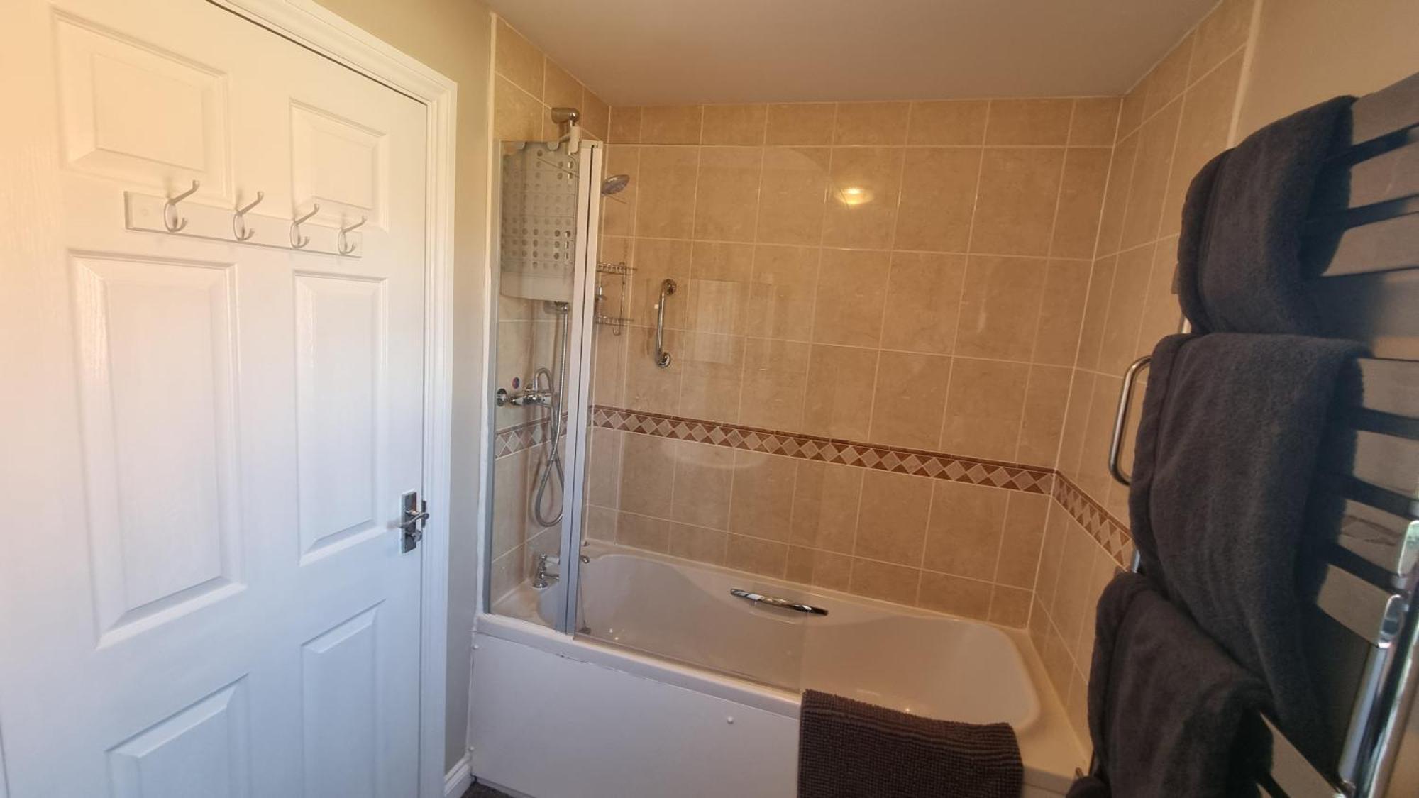Dungarvon House B&B, Hot Tub, Garden, Summerhouse, Electric Vehicle Point , 3 Bedroom Options Weston-super-Mare Buitenkant foto