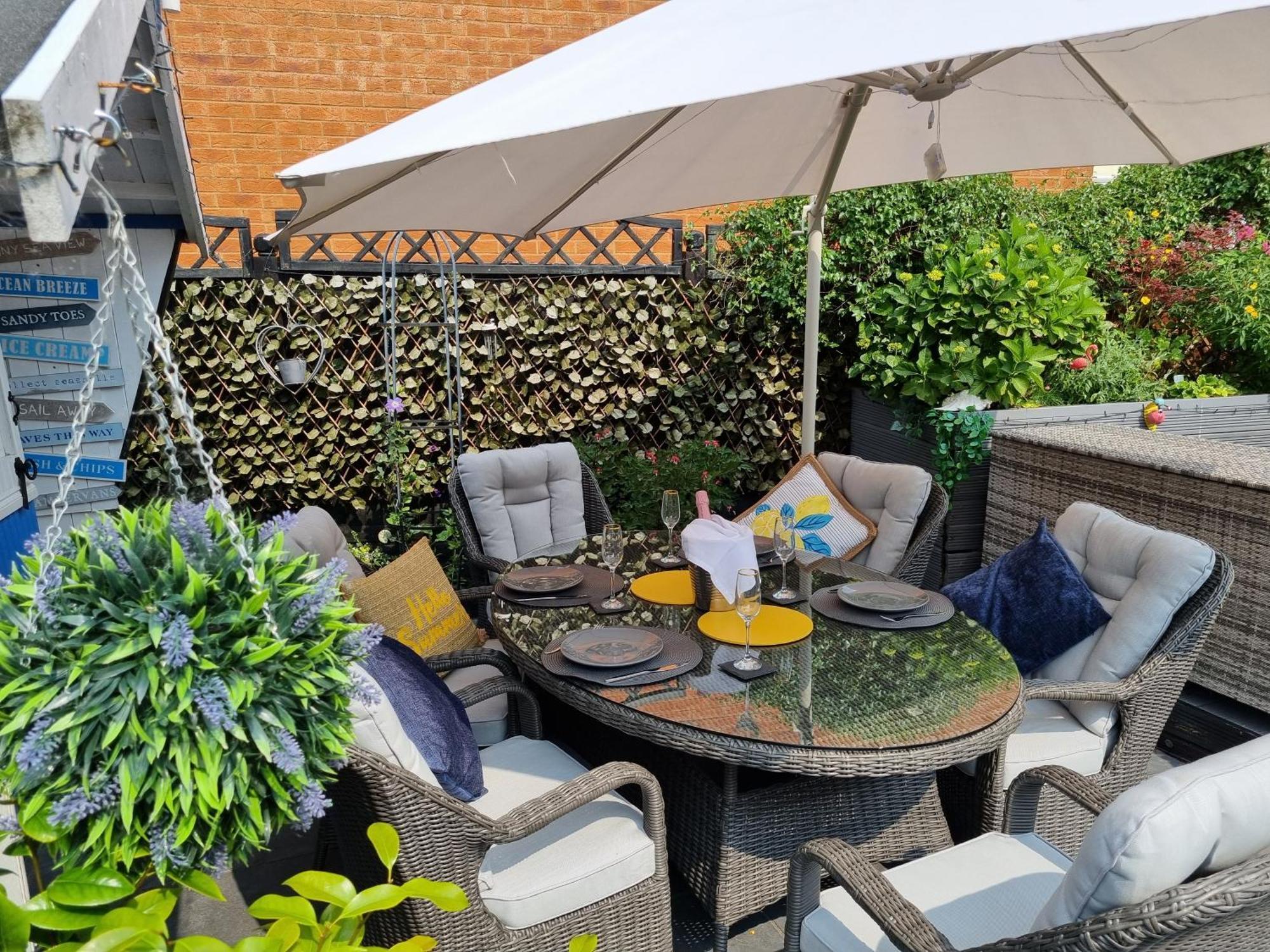 Dungarvon House B&B, Hot Tub, Garden, Summerhouse, Electric Vehicle Point , 3 Bedroom Options Weston-super-Mare Buitenkant foto